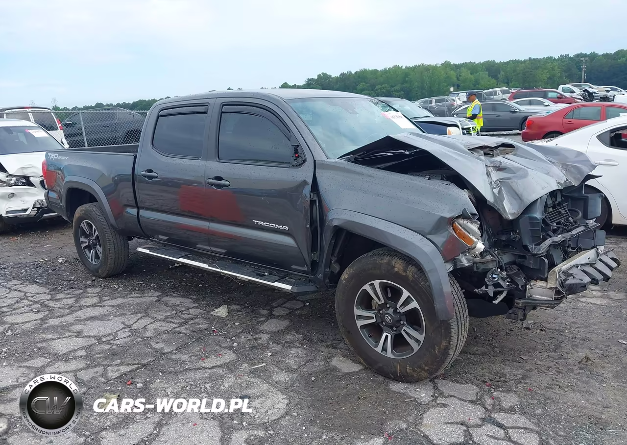 2018 Toyota Tacoma Trd Sport VIN:3TMBZ5DN9JM015144 - 13