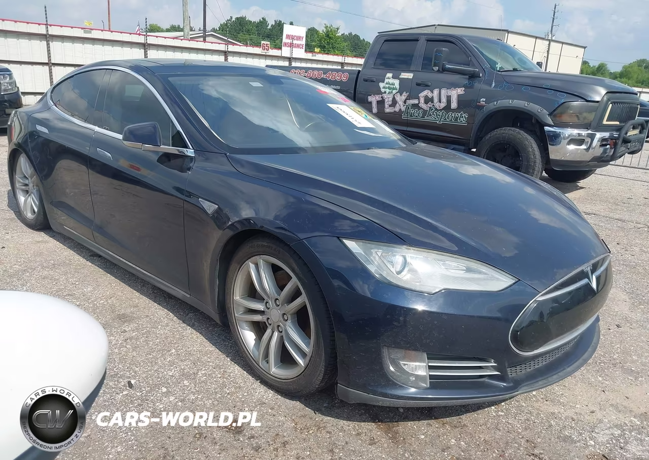 2012 Tesla Model S Signature