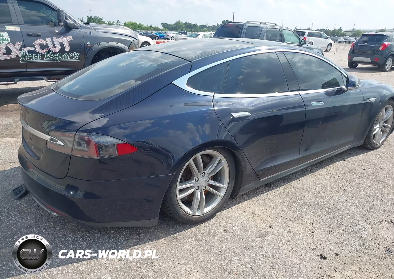 2012 Tesla Model S Signature VIN:5YJSA1CN3CFP03116 - 4