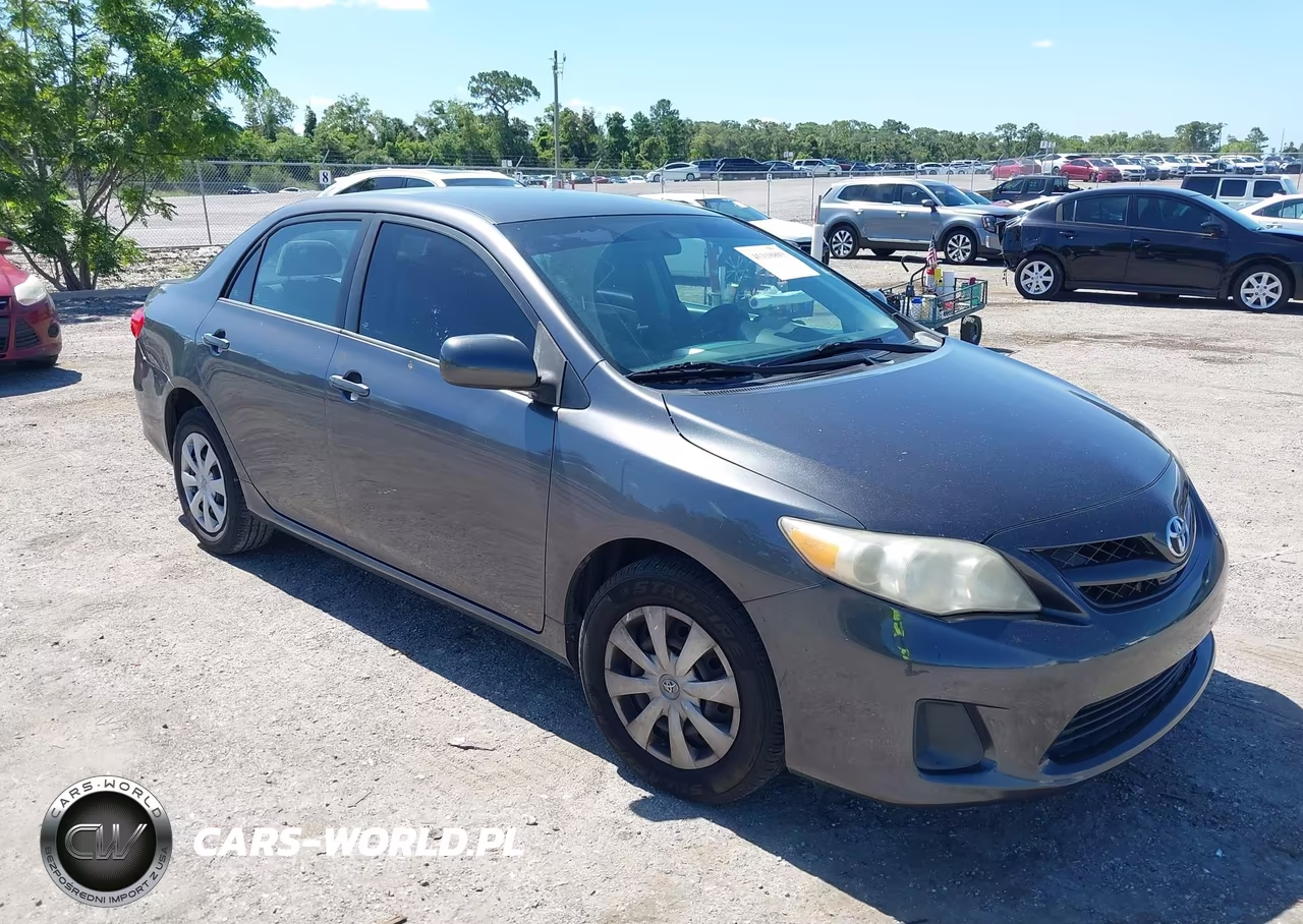 2011 Toyota Corolla Le – zdjęcie 1 z 11