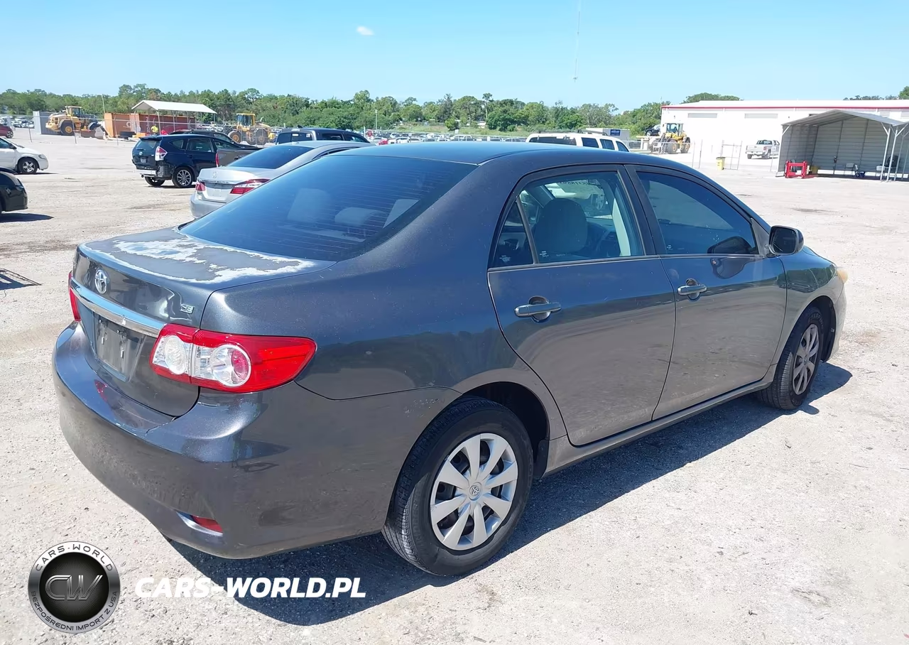 2011 Toyota Corolla Le VIN:2T1BU4EE7BC692730 - 4