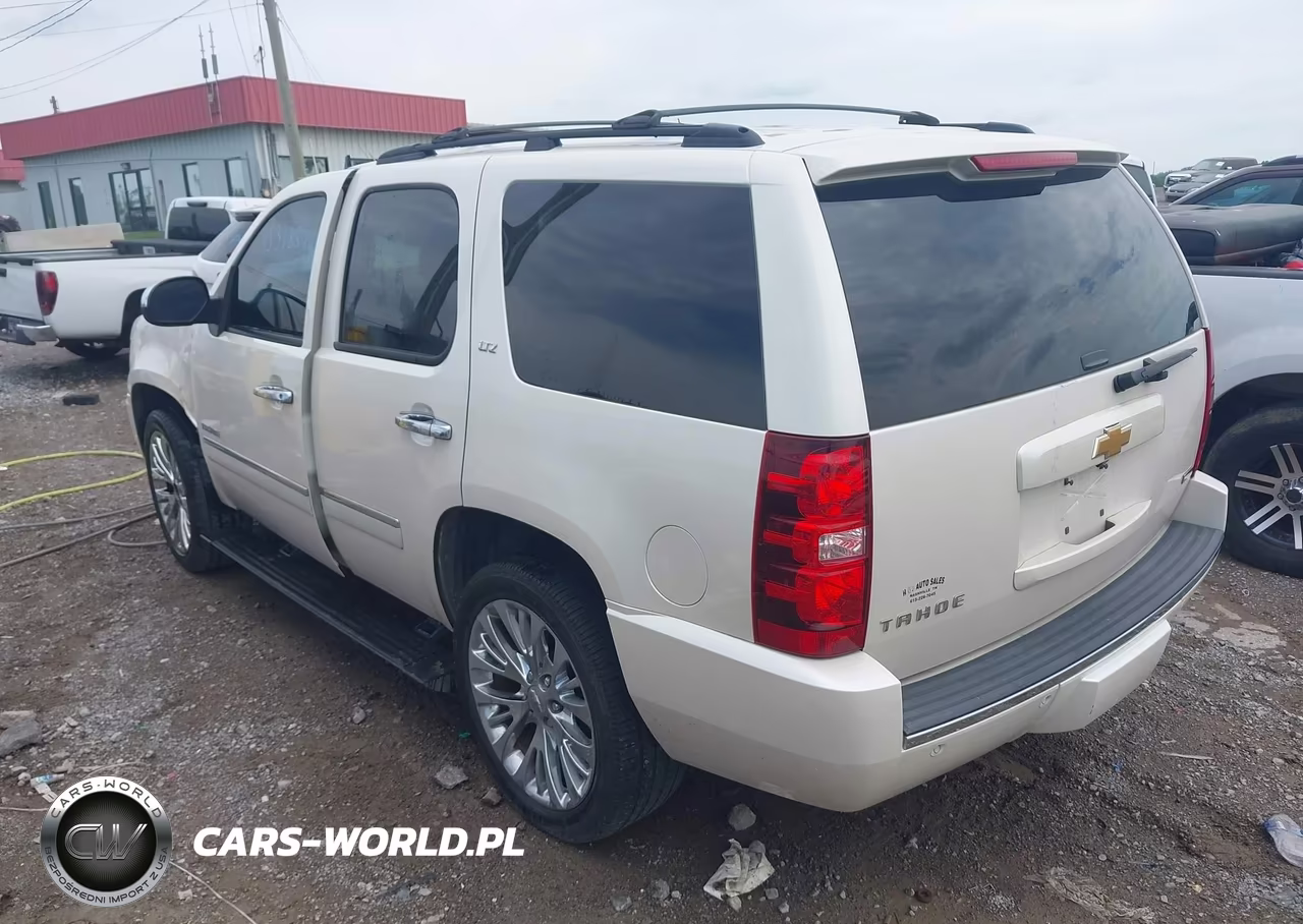 2012 Chevrolet Tahoe Ltz VIN:1GNSKCE07CR294419 - 3