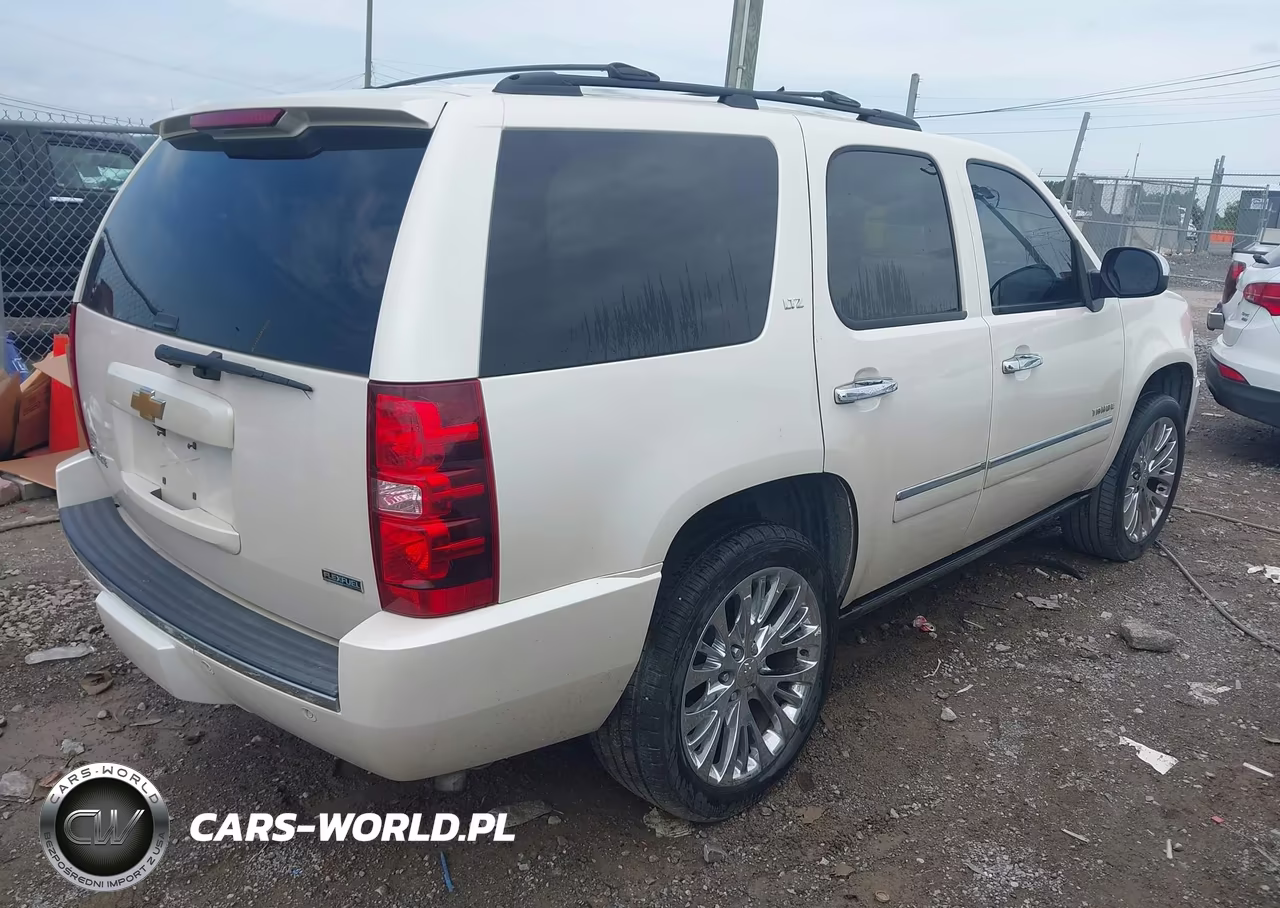 2012 Chevrolet Tahoe Ltz VIN:1GNSKCE07CR294419 - 4