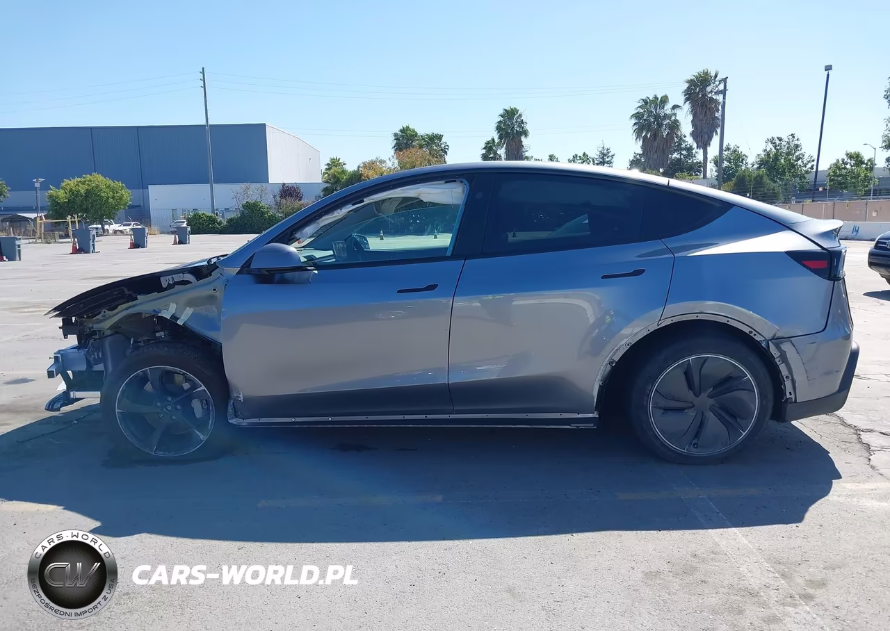 2026 Tesla Model Y All-Wheel Drive-Long Range Launch Series-Premium All-Wheel Drive VIN:7SAYGDEE3TF544558 - 14