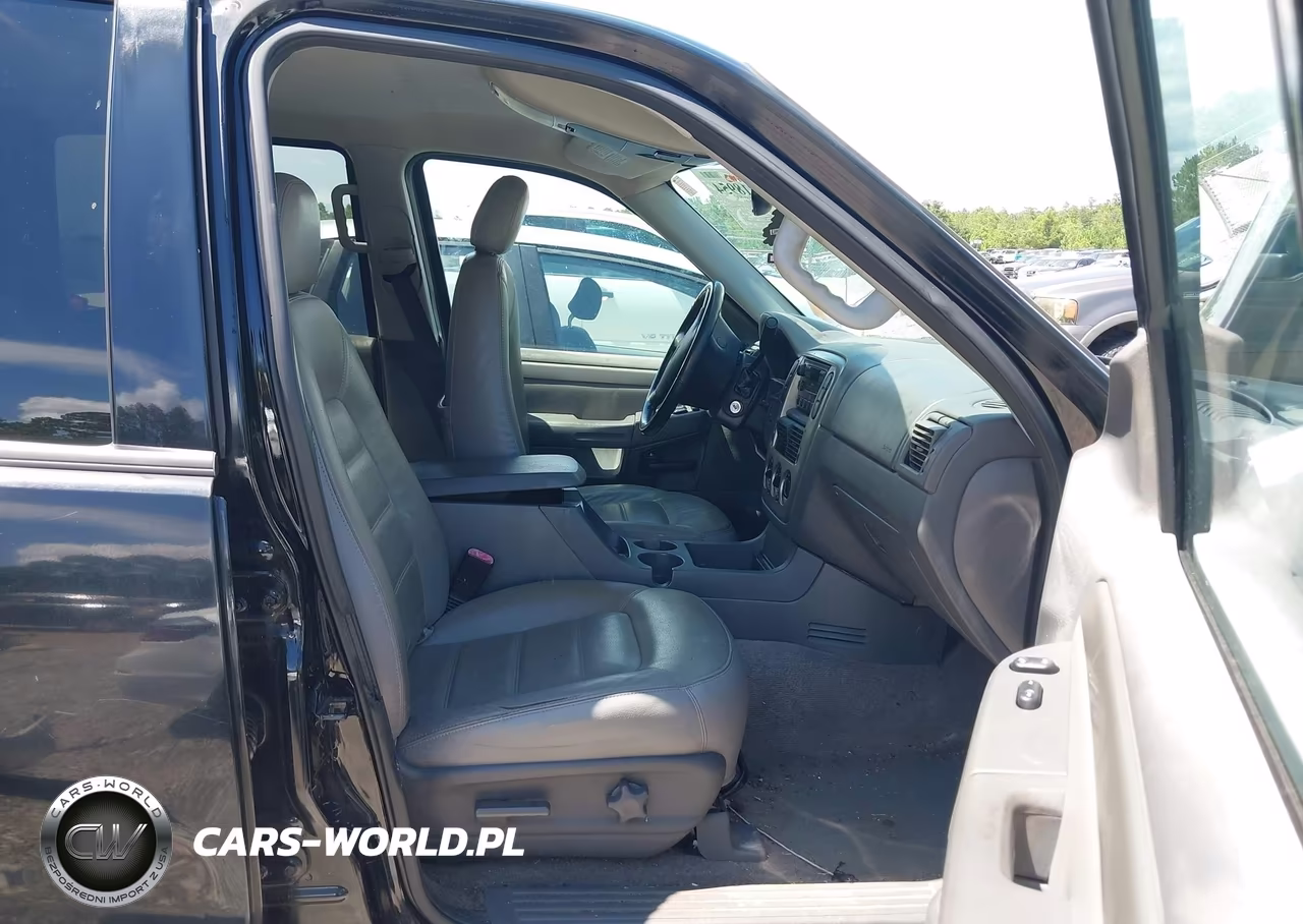 2004 Ford Explorer Xlt VIN:1FMZU63W14UA94589 - 5