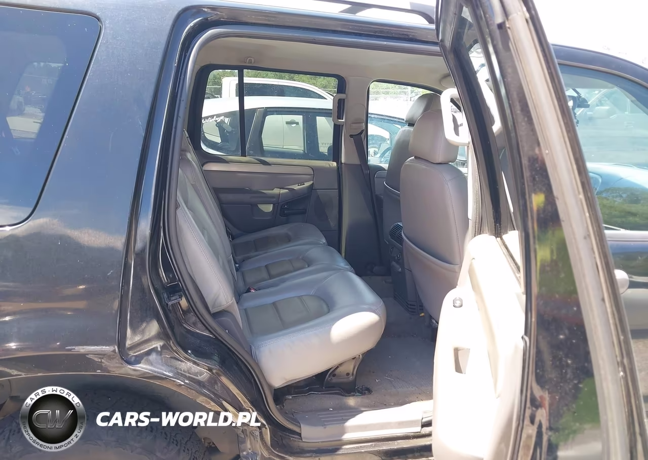 2004 Ford Explorer Xlt VIN:1FMZU63W14UA94589 - 8