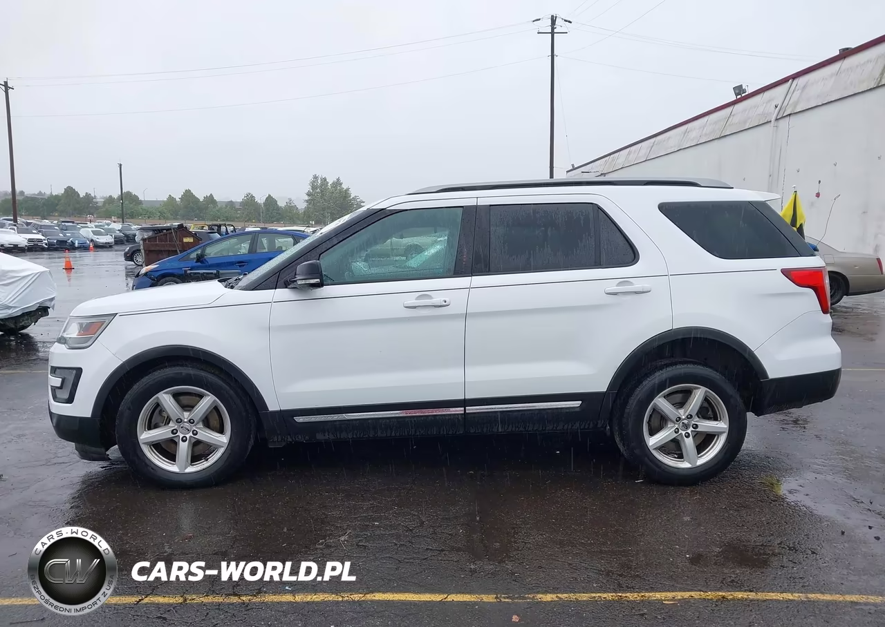 2017 Ford Explorer Xlt VIN:1FM5K8D87HGC22354 - 14