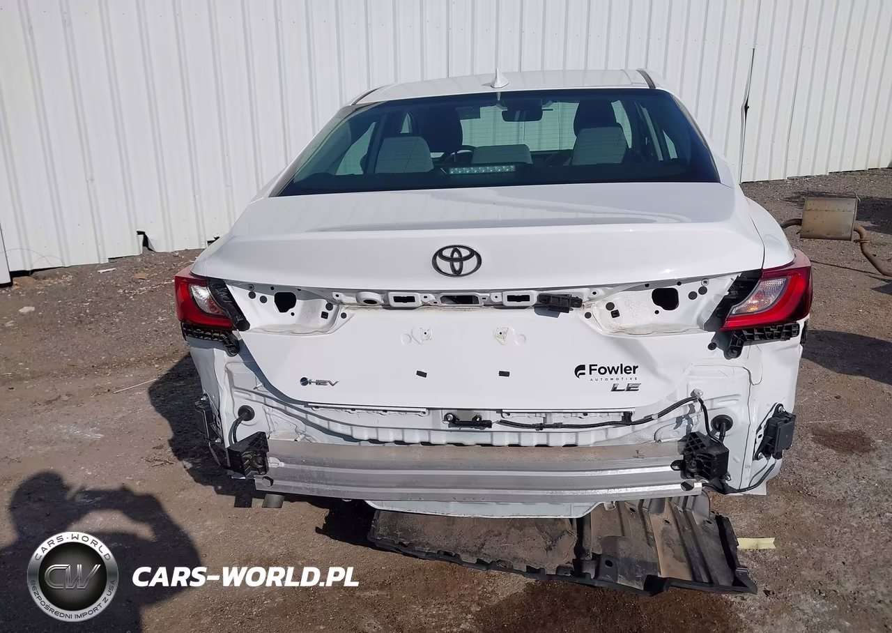 2025 Toyota Camry Le VIN:4T1DAACK7SU158389 - 16