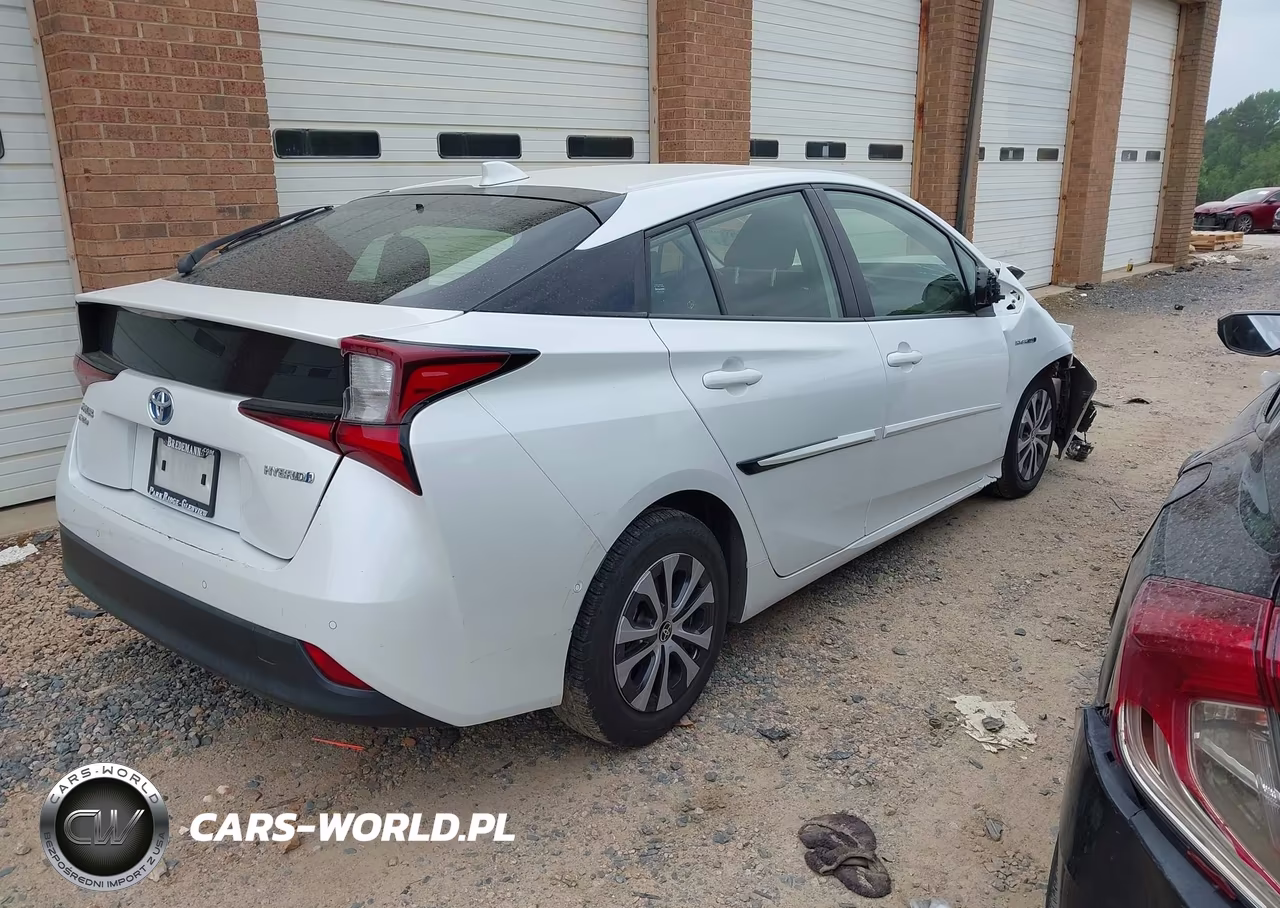 2022 Toyota Prius Le Awd-E VIN:JTDL9MFU2N3037805 - 4