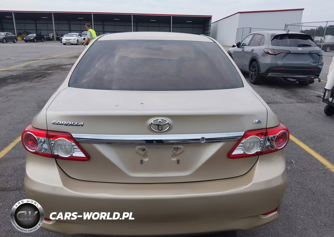 2011 Toyota Corolla Le VIN:JTDBU4EE6B9131148 - 17
