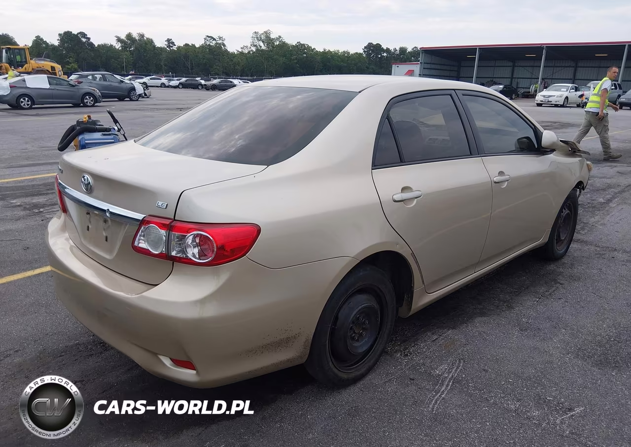 2011 Toyota Corolla Le VIN:JTDBU4EE6B9131148 - 4