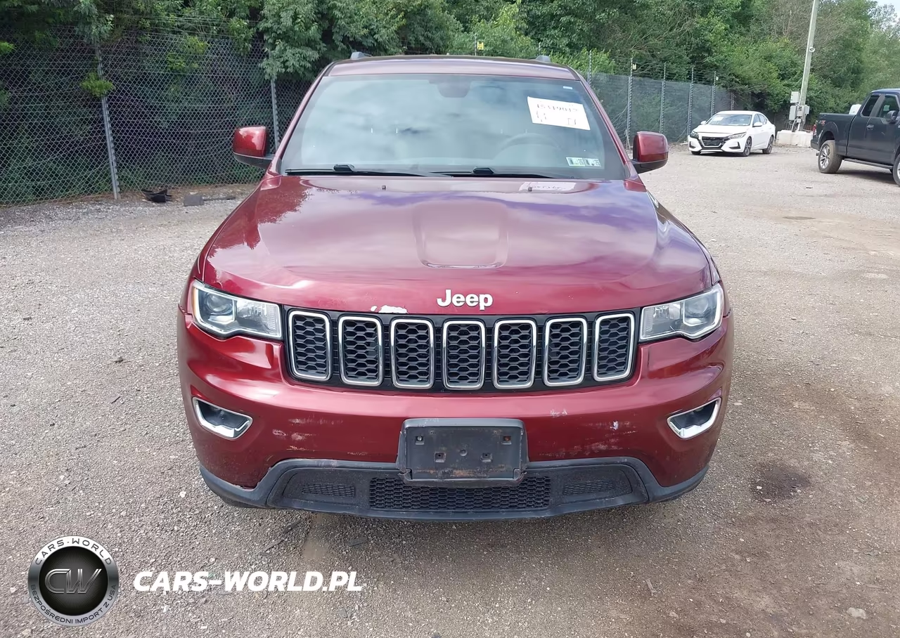 2017 Jeep Grand Cherokee Laredo 4X4 VIN:1C4RJFAG4HC706112 - 6