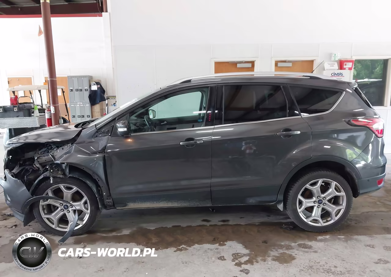 2017 Ford Escape Titanium VIN:1FMCU9J94HUA56753 - 14