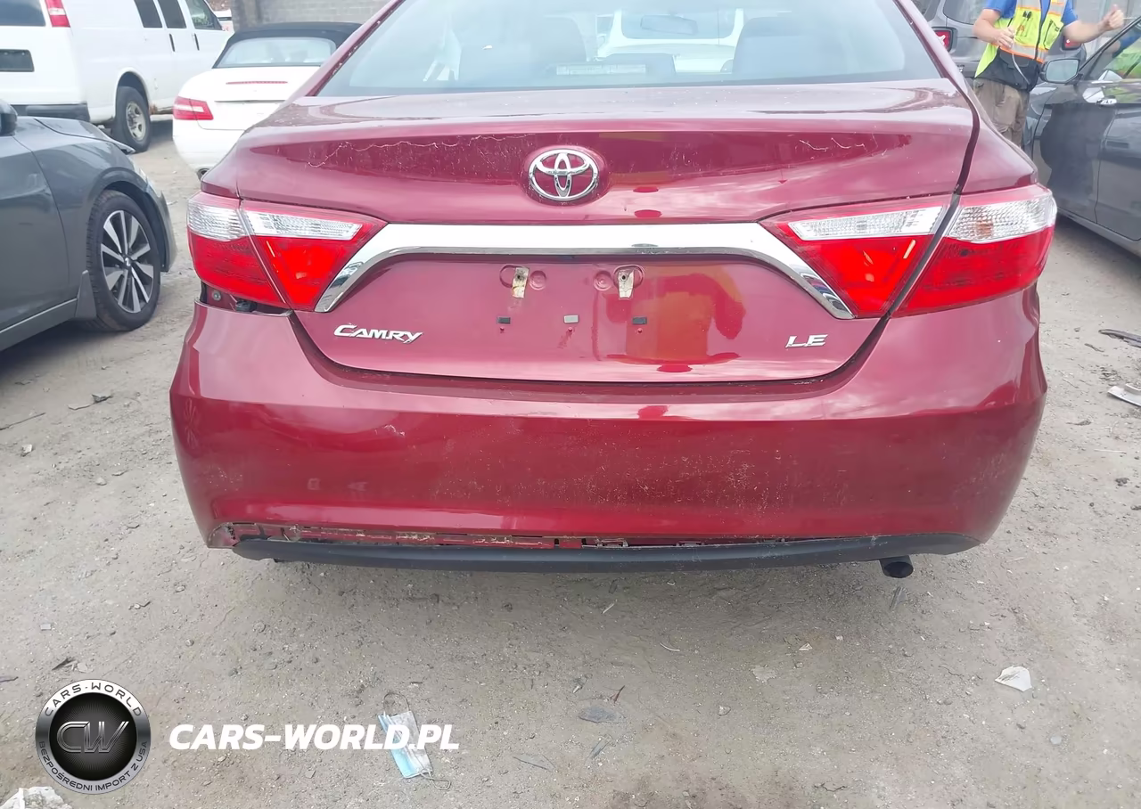 2016 Toyota Camry Le VIN:4T1BF1FK8GU587990 - 16
