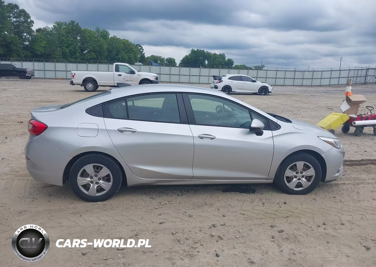 2018 Chevrolet Cruze Ls Auto VIN:1G1BC5SM4J7215766 - 13