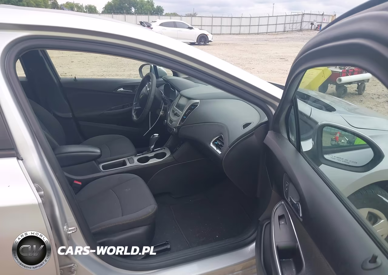 2018 Chevrolet Cruze Ls Auto VIN:1G1BC5SM4J7215766 - 5