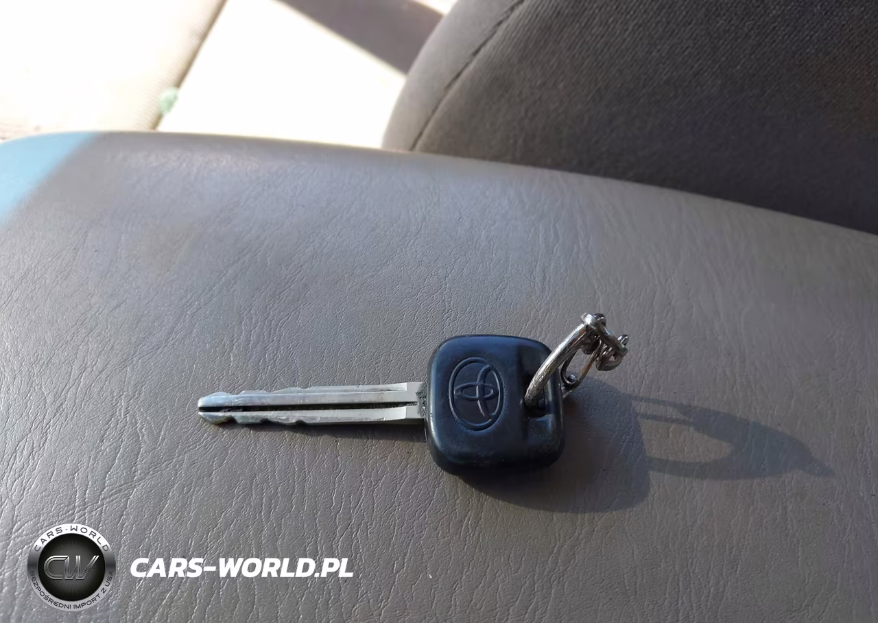 2005 Toyota Camry Le VIN:4T1BE32K65U578996 - 11