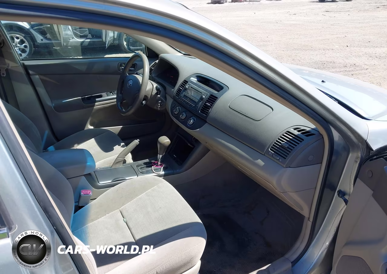 2005 Toyota Camry Le VIN:4T1BE32K65U578996 - 5