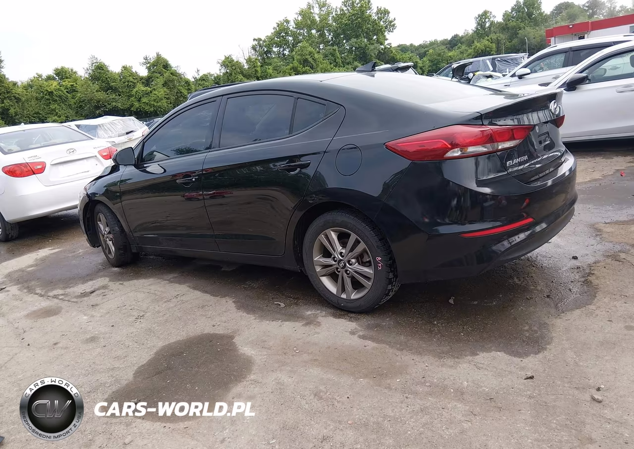 2018 Hyundai Elantra Value Edition VIN:5NPD84LF7JH323760 - 14
