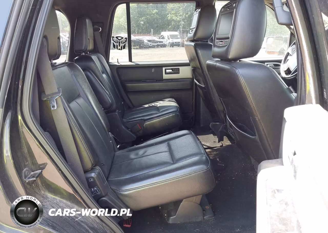 2012 Ford Expedition Limited VIN:1FMJU2A57CEF46327 - 8