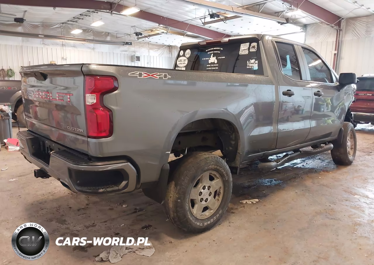 2019 Chevrolet Silverado 1500 Custom VIN:1GCRYBEF3KZ245494 - 4