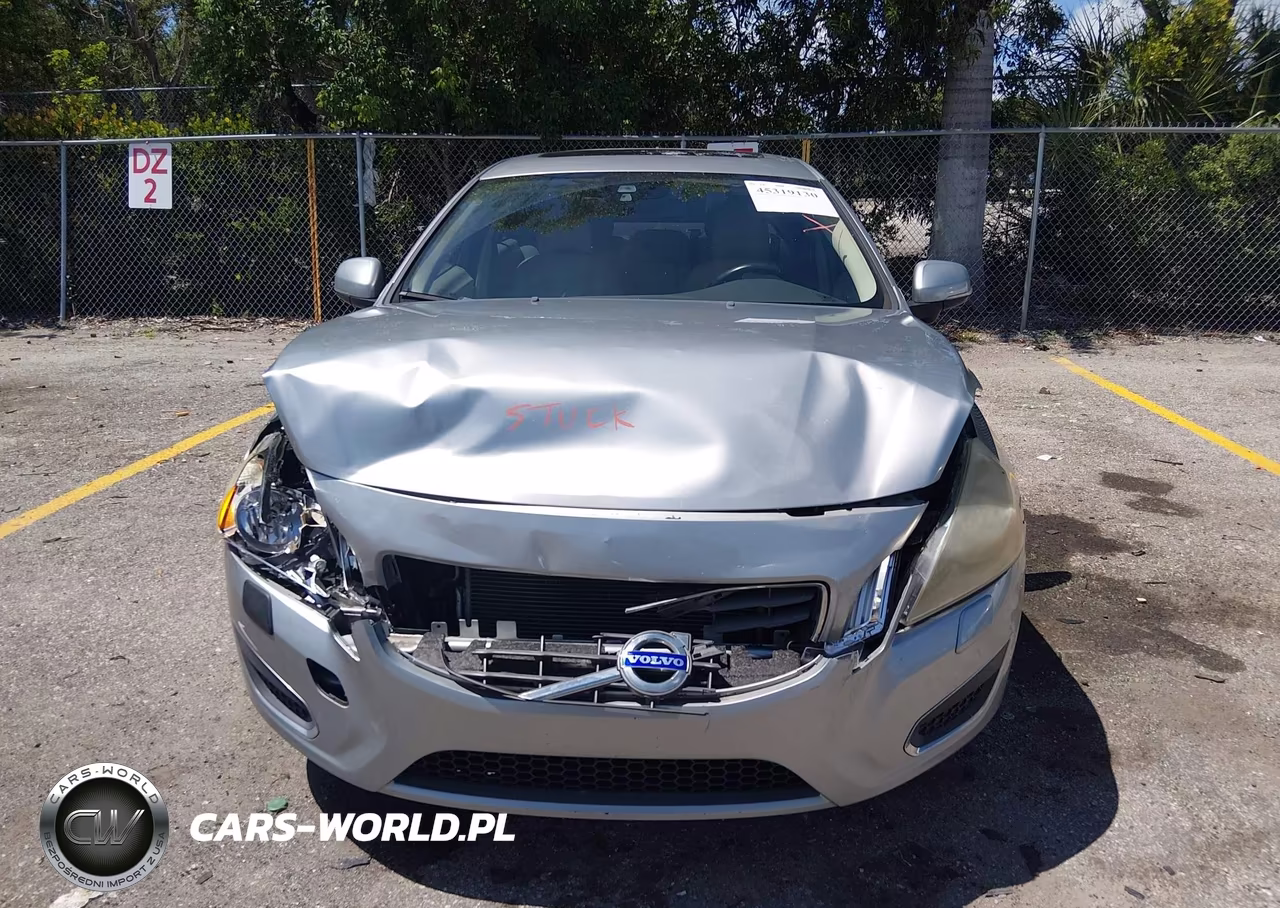 2013 Volvo S60 T5 VIN:YV1612FS6D1220815 - 12