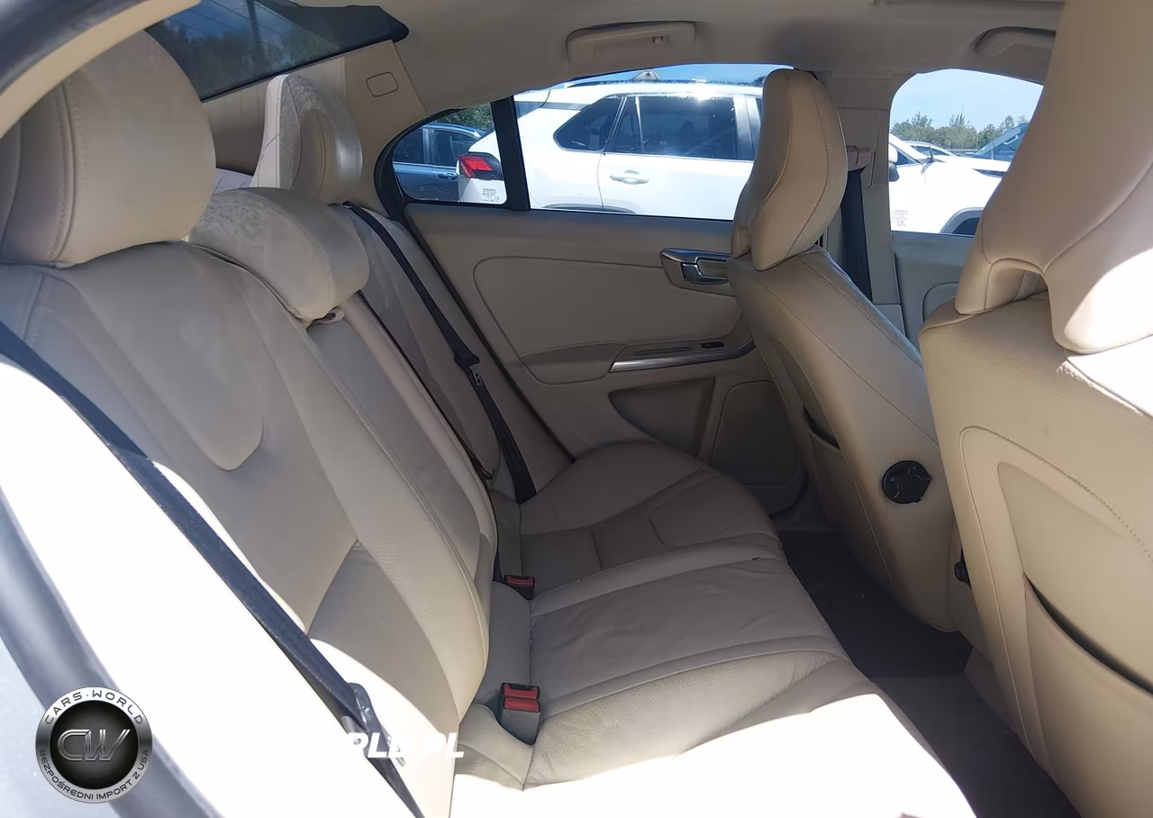 2013 Volvo S60 T5 VIN:YV1612FS6D1220815 - 8