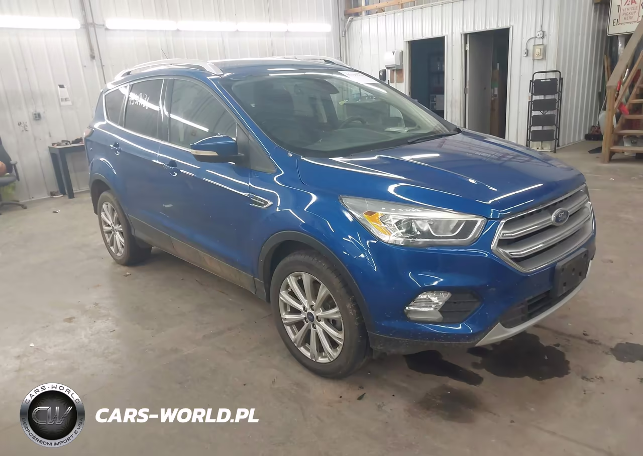 2017 Ford Escape Titanium – zdjęcie 1 z 16