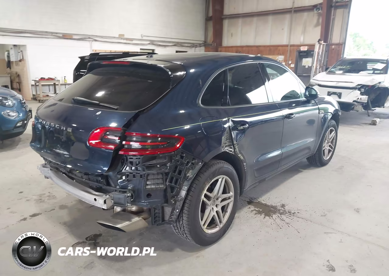 2017 Porsche Macan VIN:WP1AA2A52HLB02013 - 4