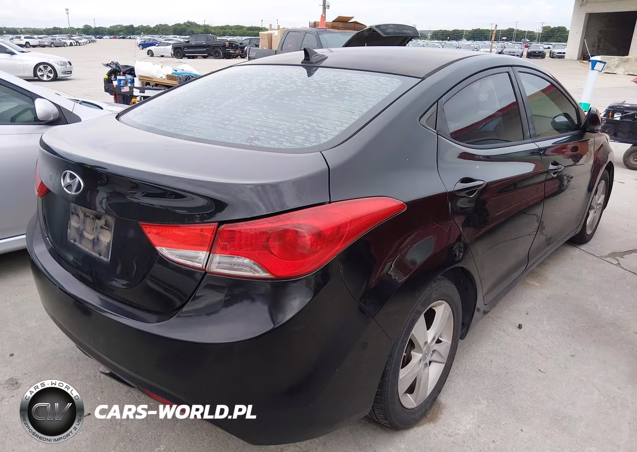 2013 Hyundai Elantra Gls VIN:KMHDH4AE6DU527952 - 4