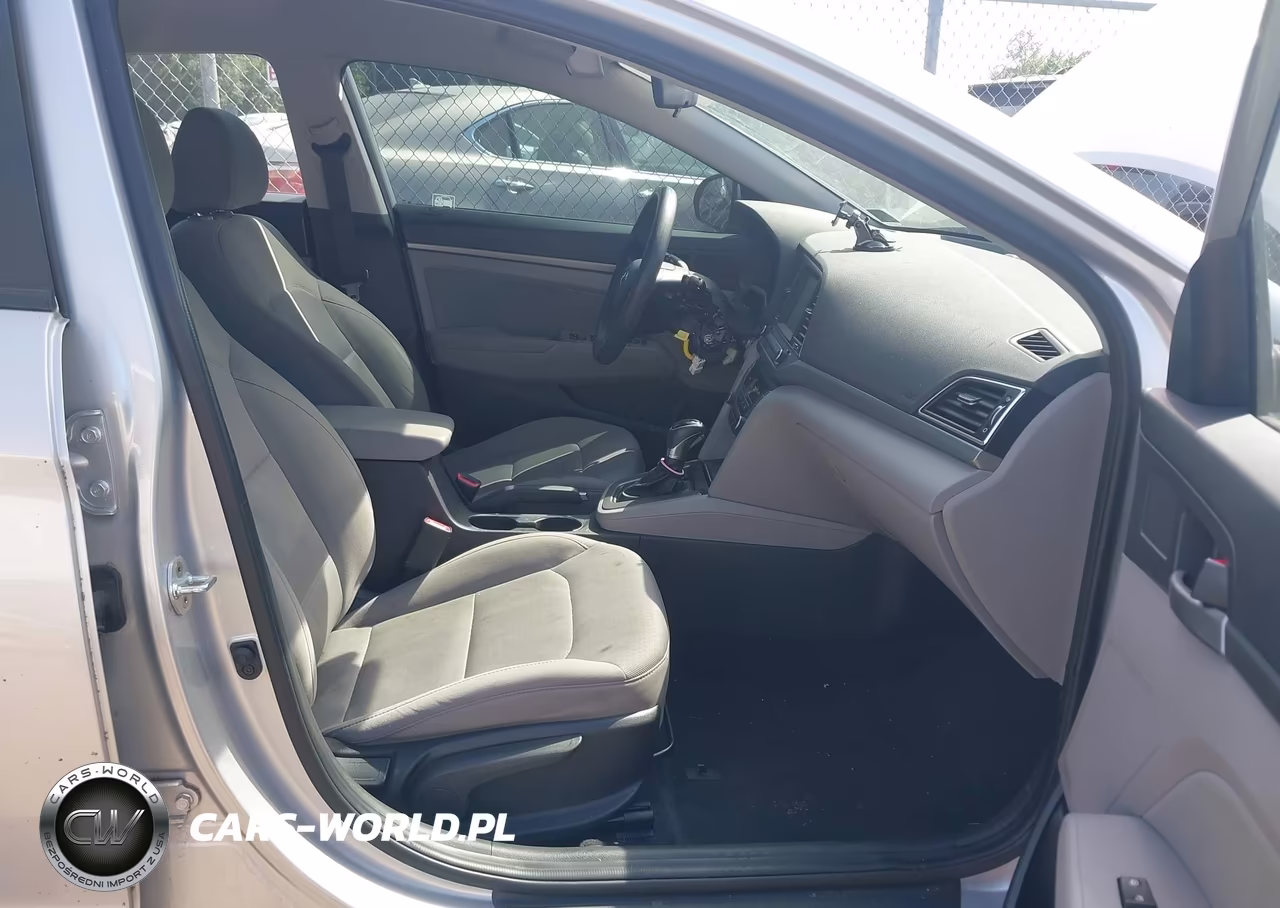 2018 Hyundai Elantra Sel VIN:5NPD84LF4JH287977 - 5