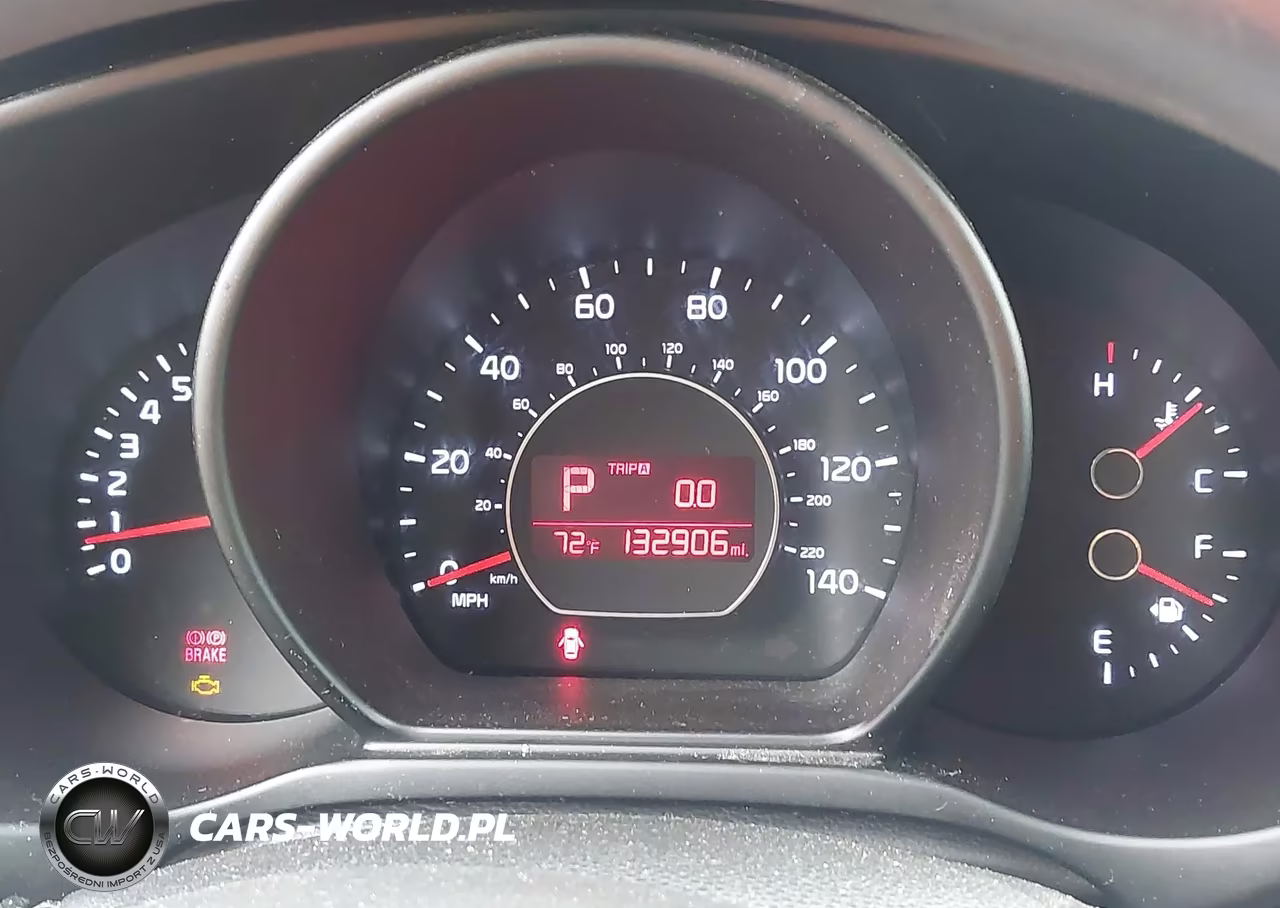 2016 Kia Soul VIN:KNDJN2A2XG7841052 - 7