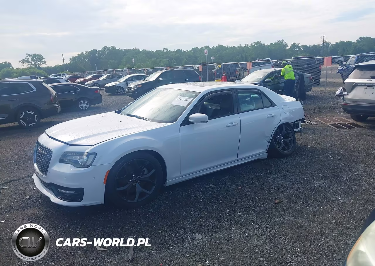 2023 Chrysler 300 300S VIN:2C3CCABT7PH657891 - 2