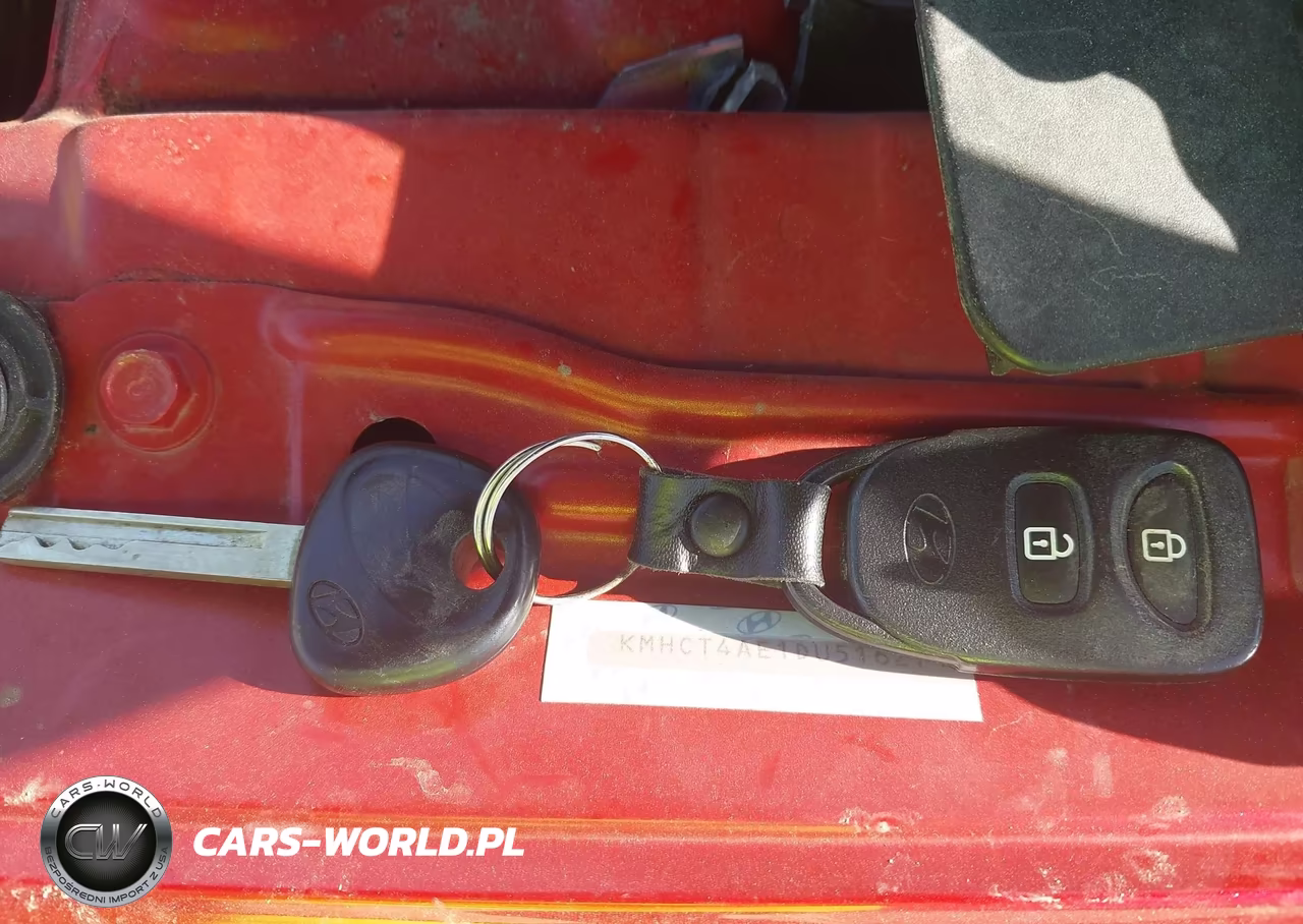 2013 Hyundai Accent Gls VIN:KMHCT4AE1DU516271 - 11