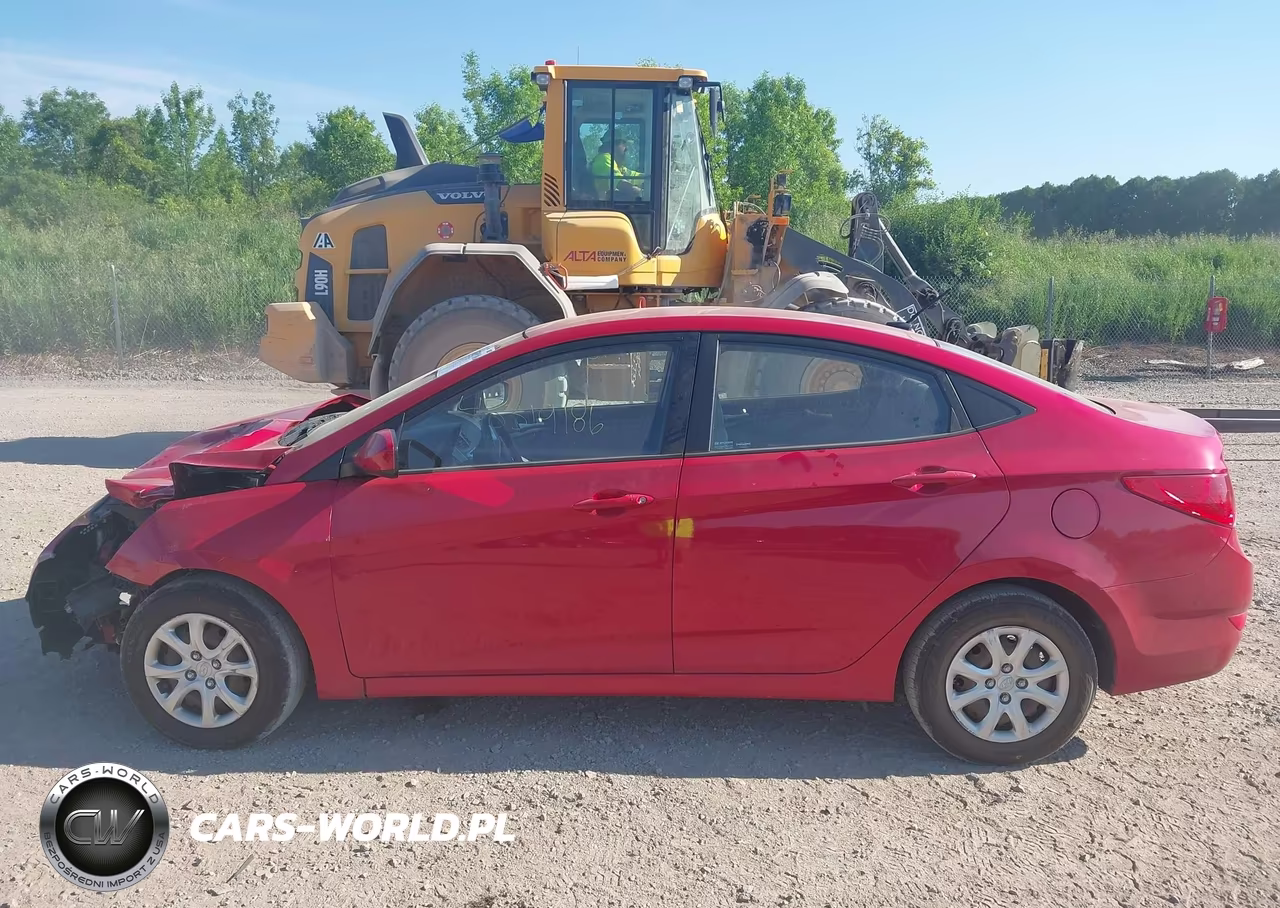 2013 Hyundai Accent Gls VIN:KMHCT4AE1DU516271 - 15