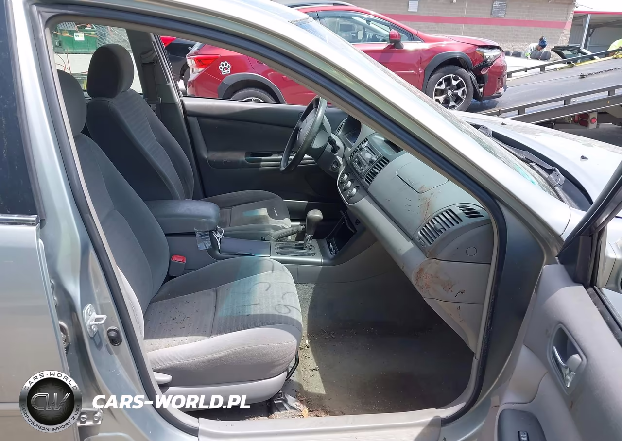 2005 Toyota Camry Le VIN:4T1BE32K95U542090 - 5