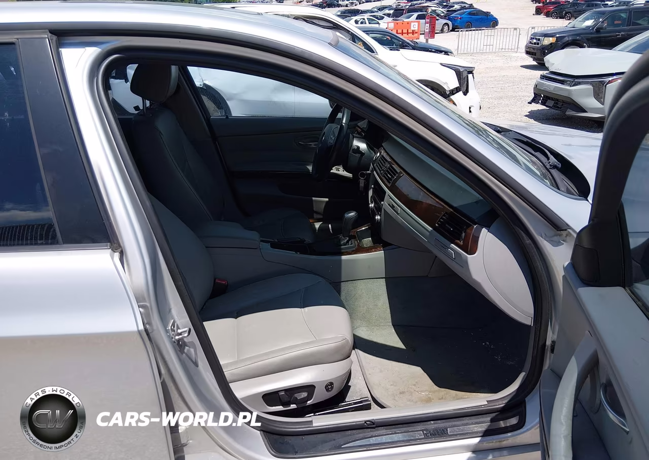 2011 BMW 328I VIN:WBAPH7G58BNN05238 - 5