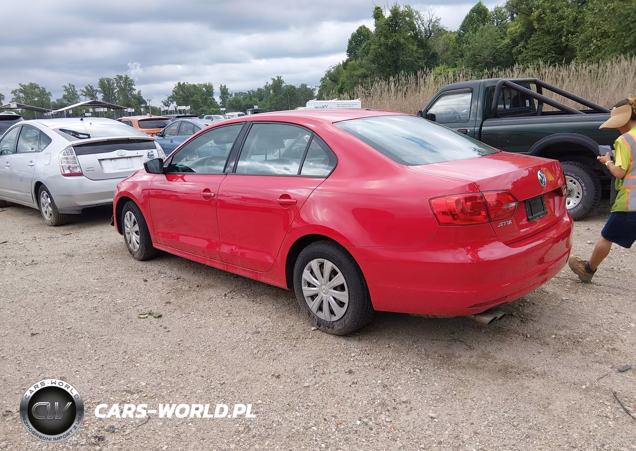 2013 Volkswagen Jetta 2.0L S VIN:3VW2K7AJ6DM382148 - 3
