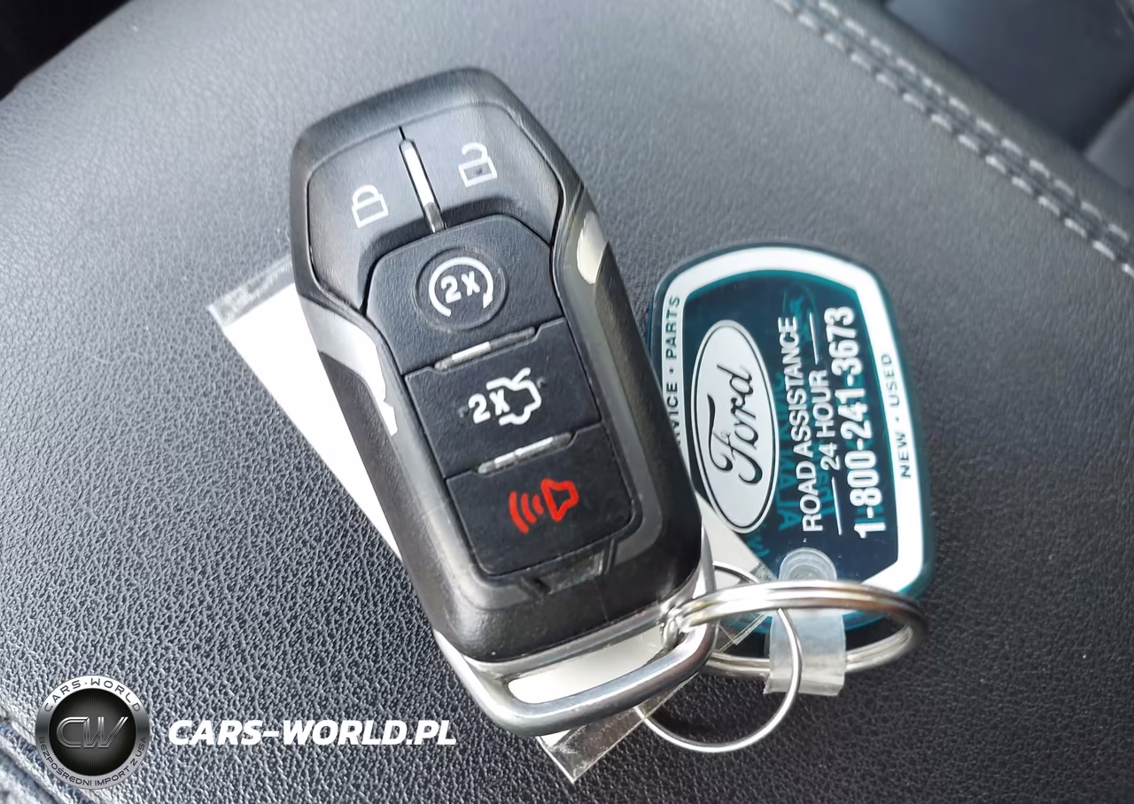 2016 Ford Edge Titanium VIN:2FMPK4K83GBC20367 - 11