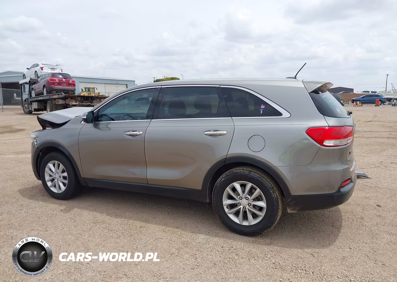 2016 Kia Sorento 2.4L L VIN:5XYPG4A31GG022166 - 14