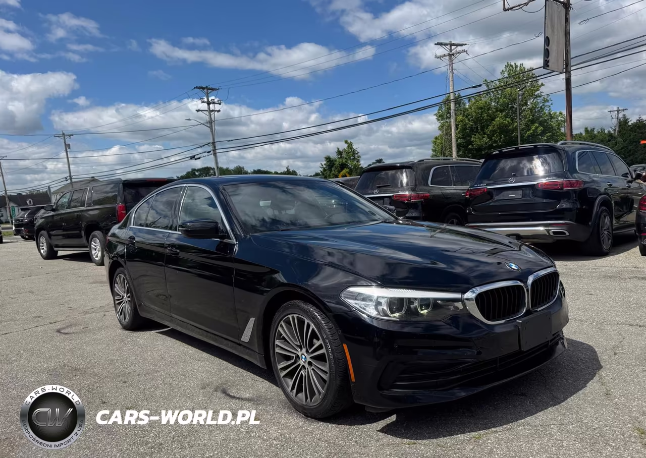 2019 BMW 530 Xi – zdjęcie 1 z 10