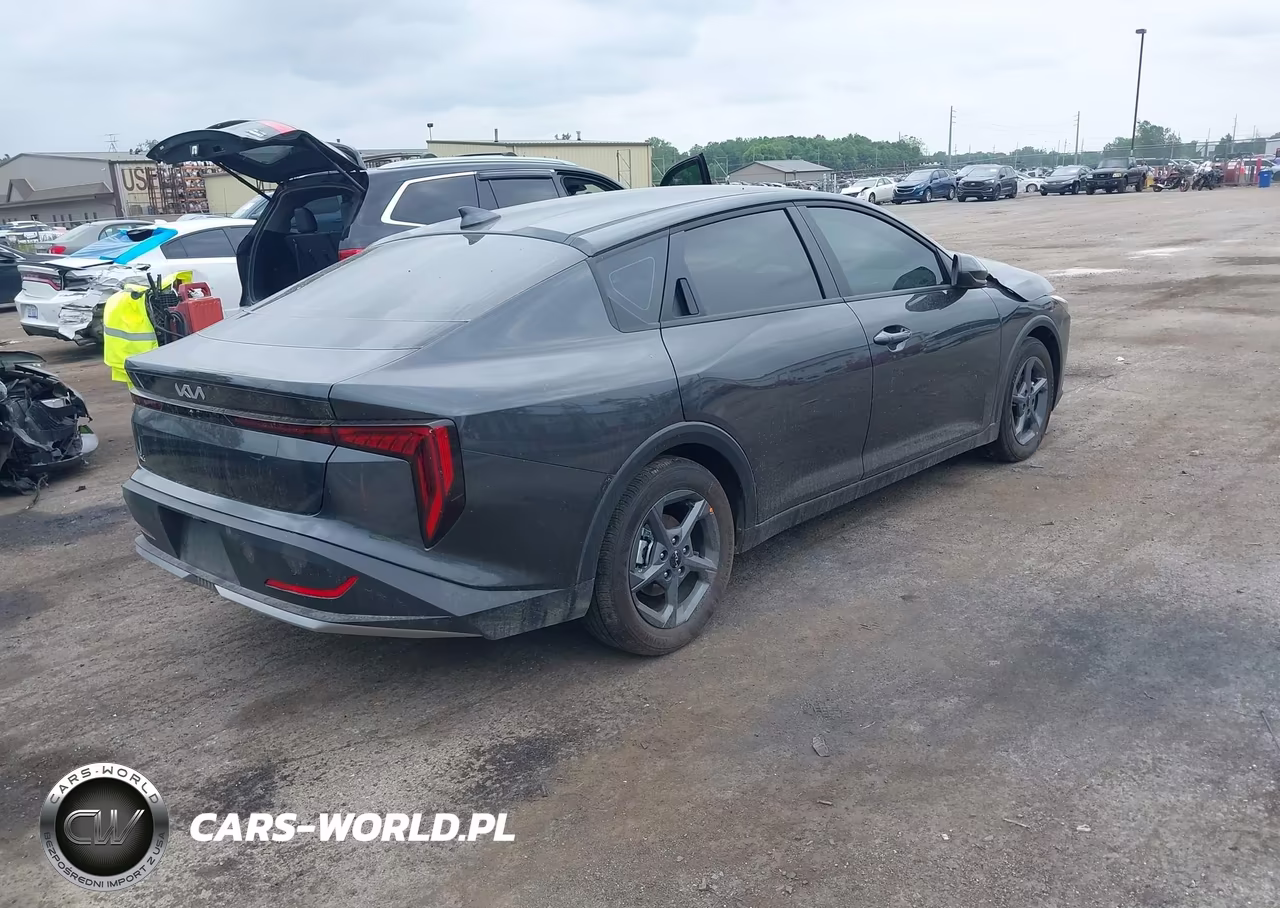 2026 Kia K4 Lxs VIN:3KPFT4DE4TE305334 - 4