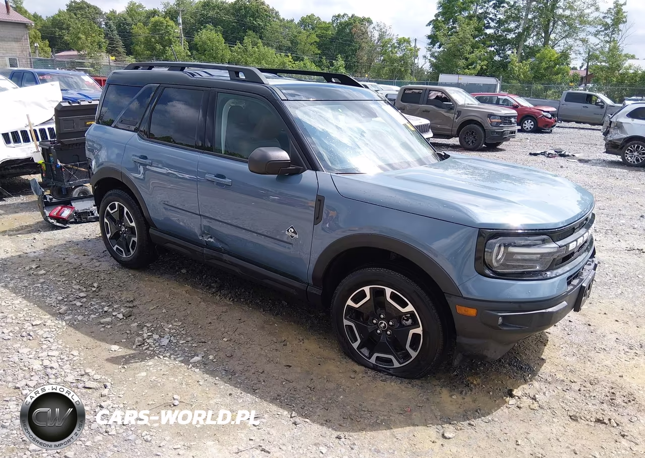 2024 Ford Bronco Sport Outer Banks – zdjęcie 1 z 17