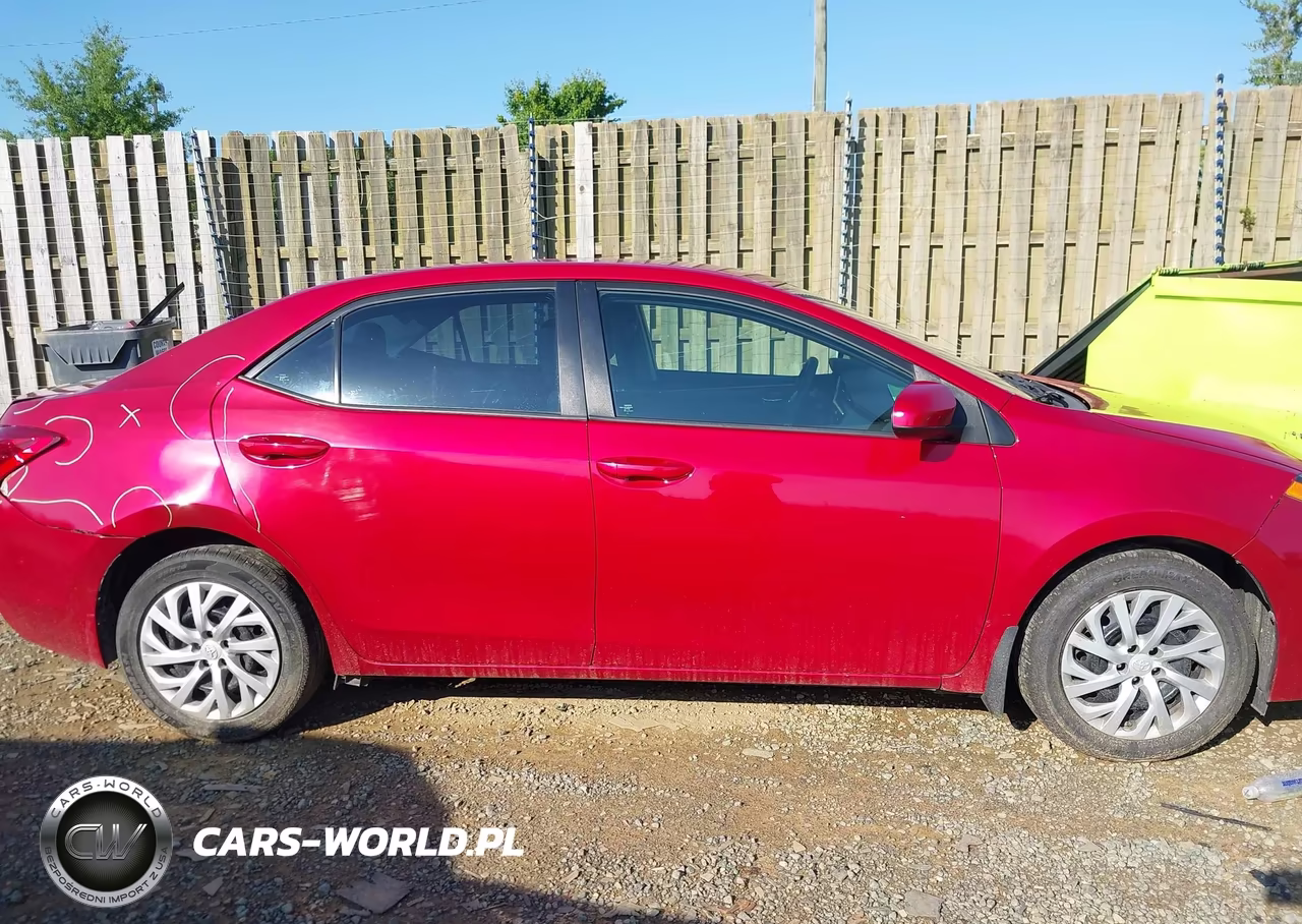 2017 Toyota Corolla Le VIN:2T1BURHE6HC942542 - 13