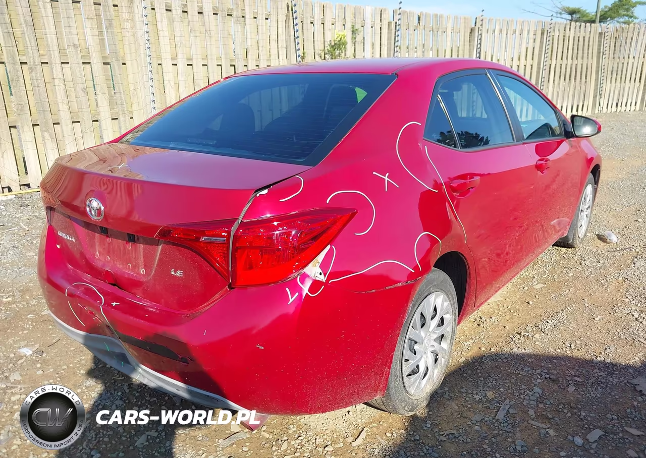 2017 Toyota Corolla Le VIN:2T1BURHE6HC942542 - 4
