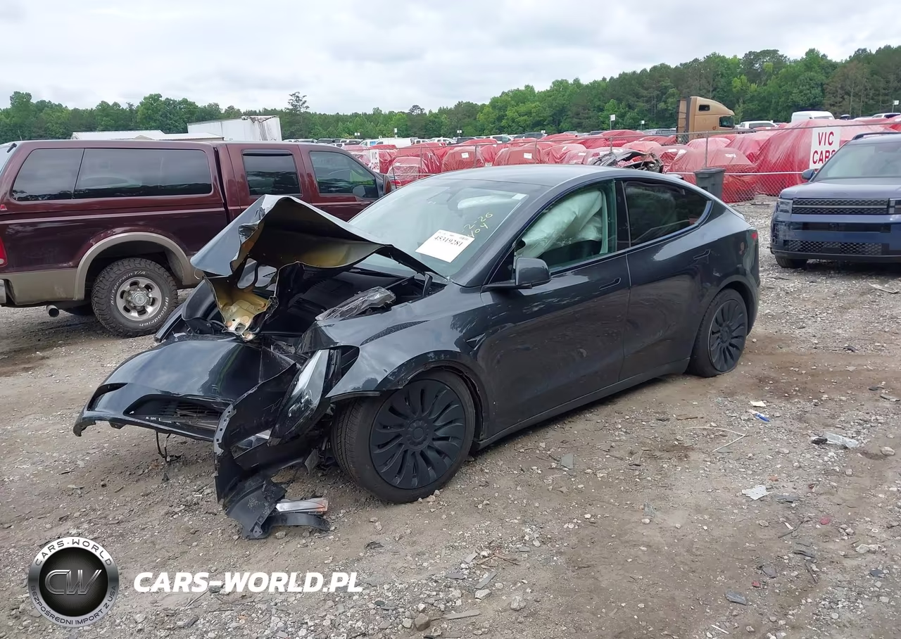 2024 Tesla Model Y Long Range Dual Motor All-Wheel Drive VIN:7SAYGDEE5RF995404 - 2