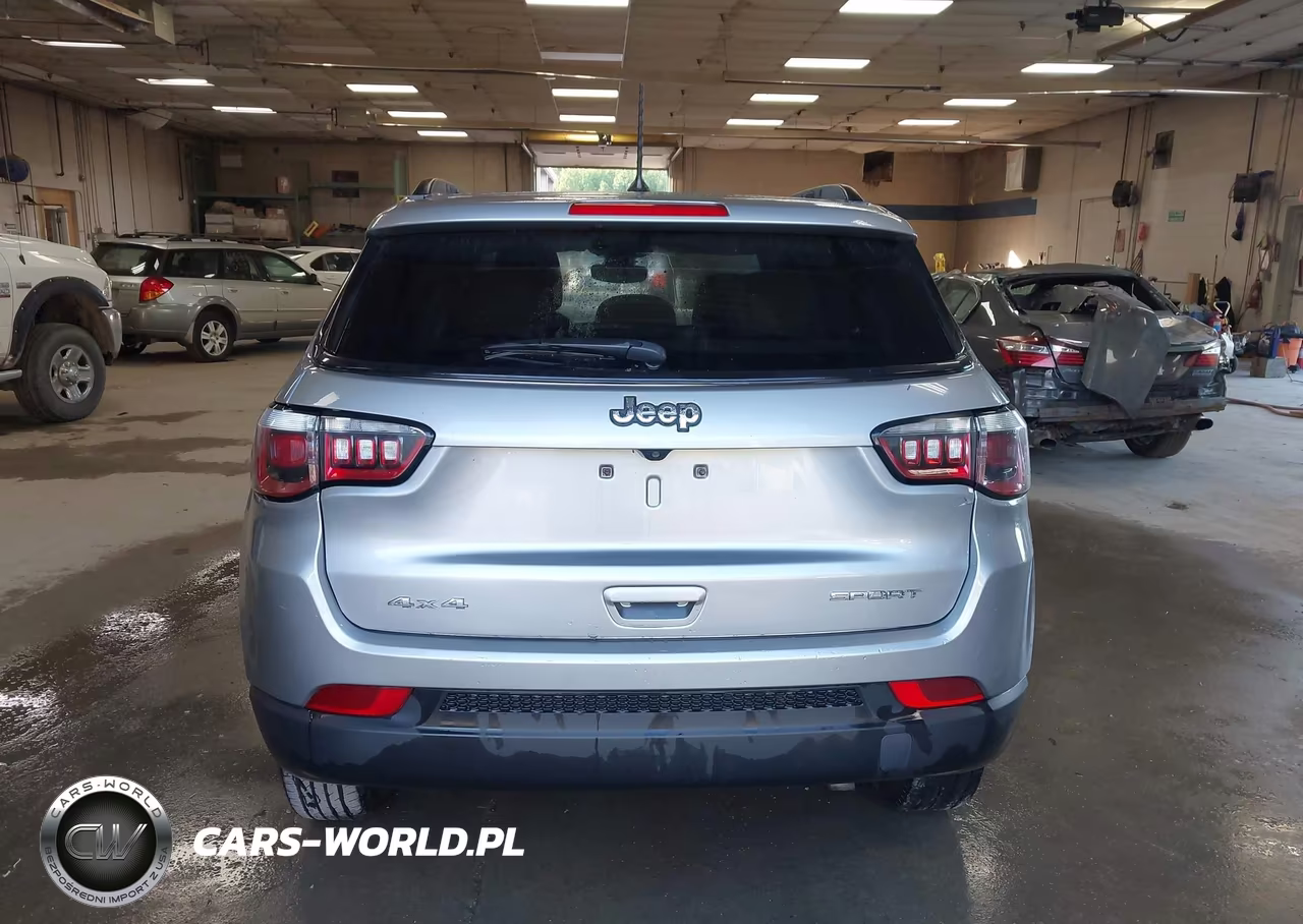 2018 Jeep Compass Sport 4X4 VIN:3C4NJDAB6JT342230 - 16