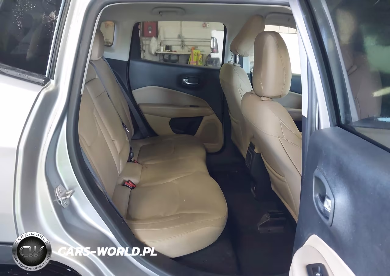 2018 Jeep Compass Sport 4X4 VIN:3C4NJDAB6JT342230 - 8