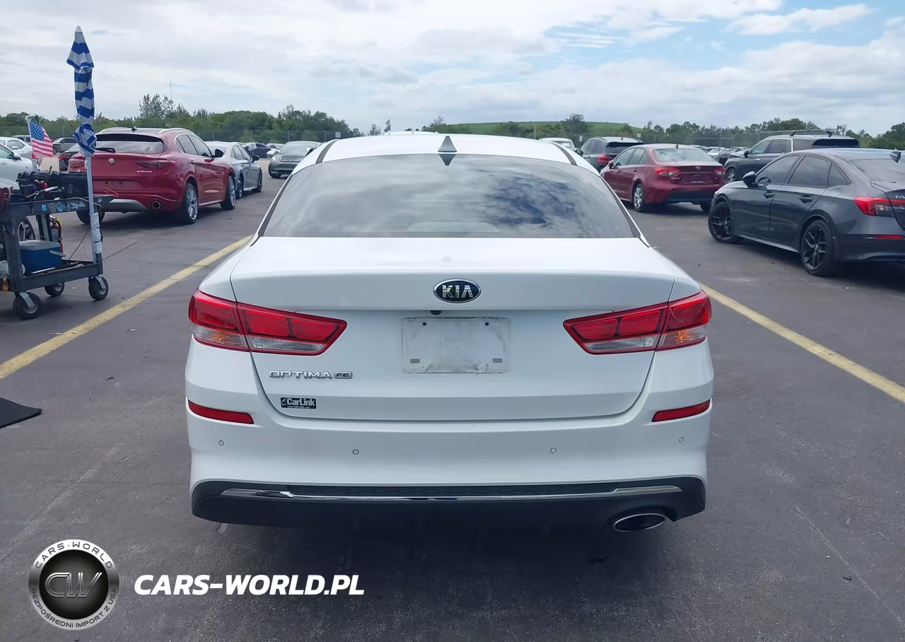 2020 Kia Optima Lx VIN:5XXGT4L33LG420728 - 17