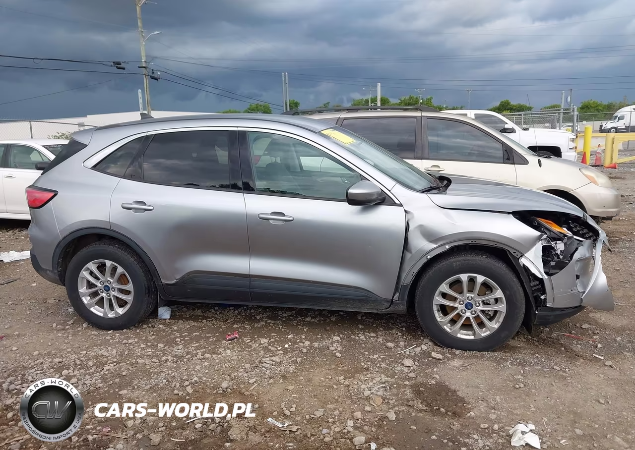 2021 Ford Escape Se Hybrid VIN:1FMCU0BZ2MUB15514 - 13